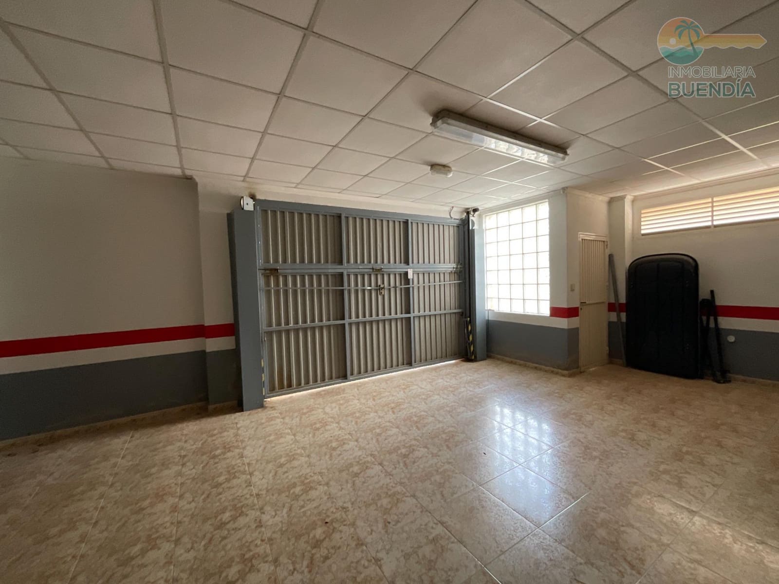 Garage te koop in Puerto de Mazarron - € 9.000 (Ref: 9276411)