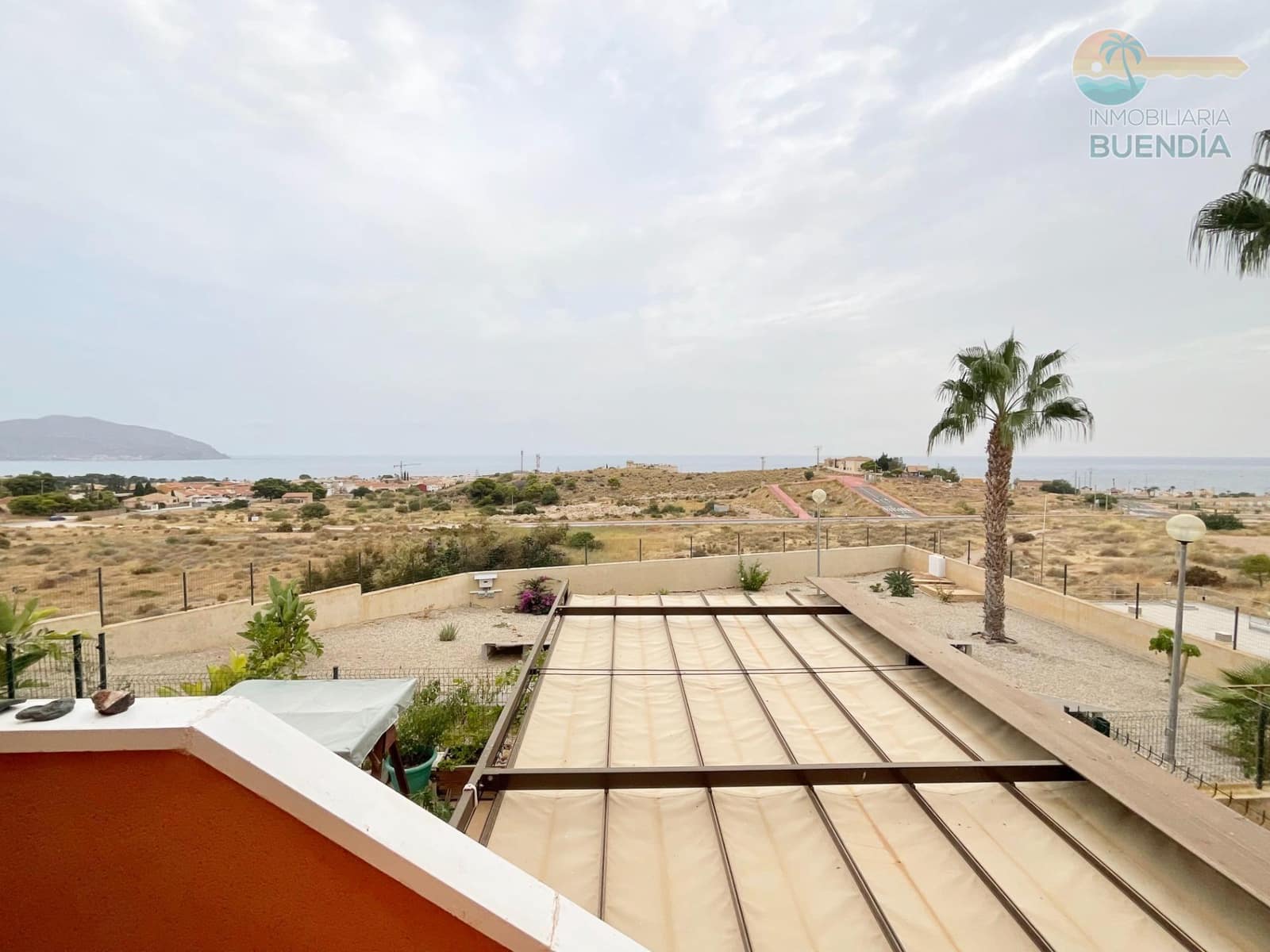 3 Zimmer Wohnung zu verkaufen in Isla Plana mit Pool - 249.000 € (Ref: 9276412)