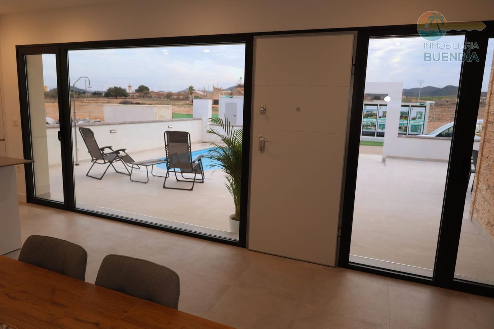 Chalet de 3 habitaciones en La Pinilla en venta - 249.780 € (Ref: 9291687)