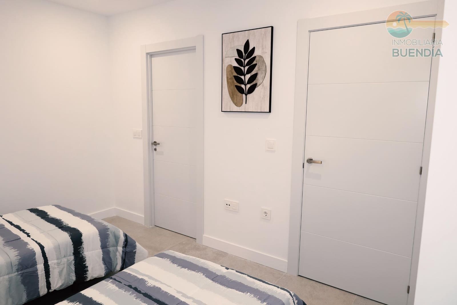 Chalet de 3 habitaciones en La Pinilla en venta - 249.780 € (Ref: 9291687)