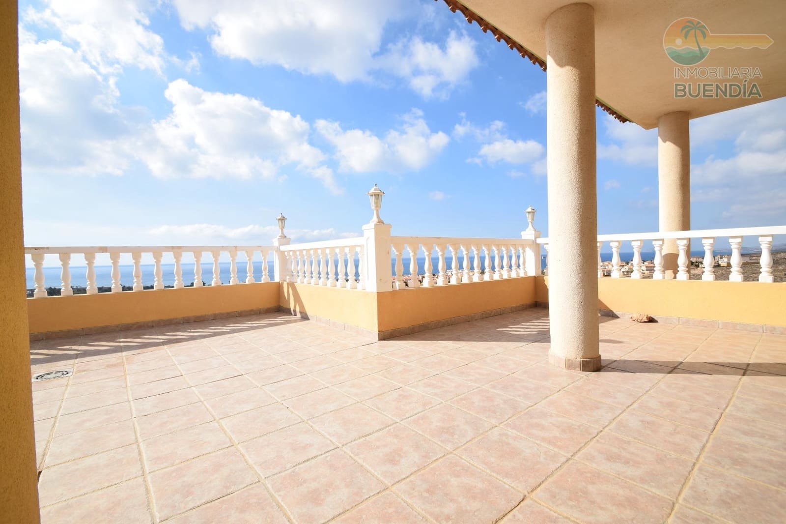 3 bedroom Villa for sale in Bolnuevo with pool garage - € 550,000 (Ref: 9303627)