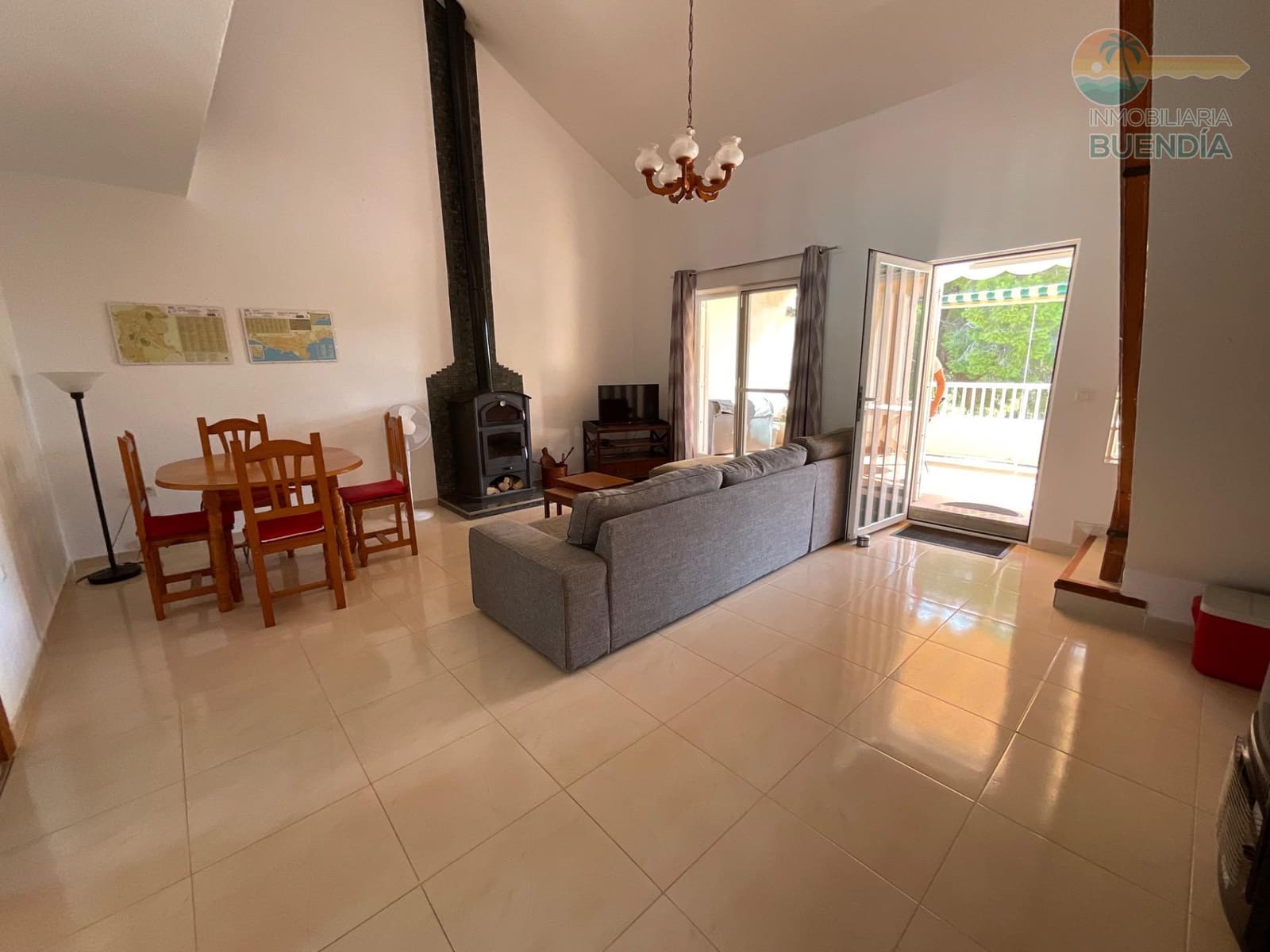 6 Zimmer Apartment zu verkaufen in Alamillo mit Pool - 265.000 € (Ref: 9317919)