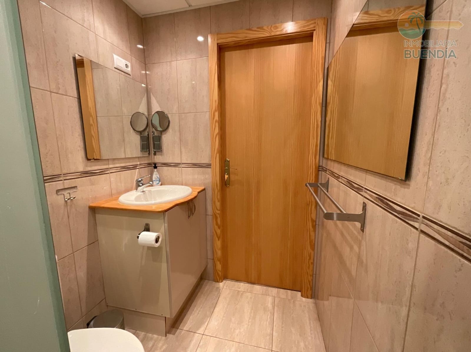 6 Zimmer Apartment zu verkaufen in Alamillo mit Pool - 265.000 € (Ref: 9317919)