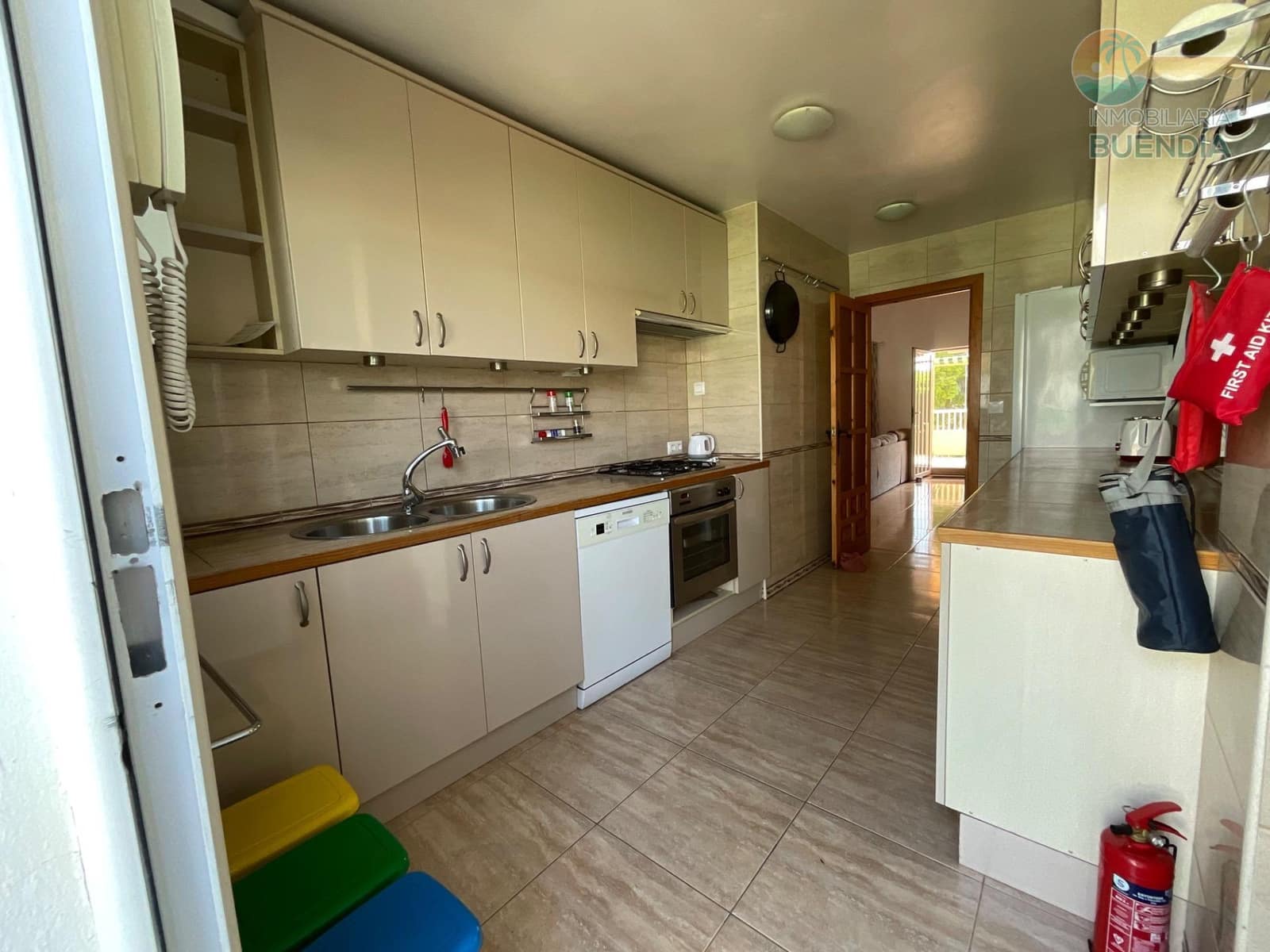 6 Zimmer Apartment zu verkaufen in Alamillo mit Pool - 265.000 € (Ref: 9317919)