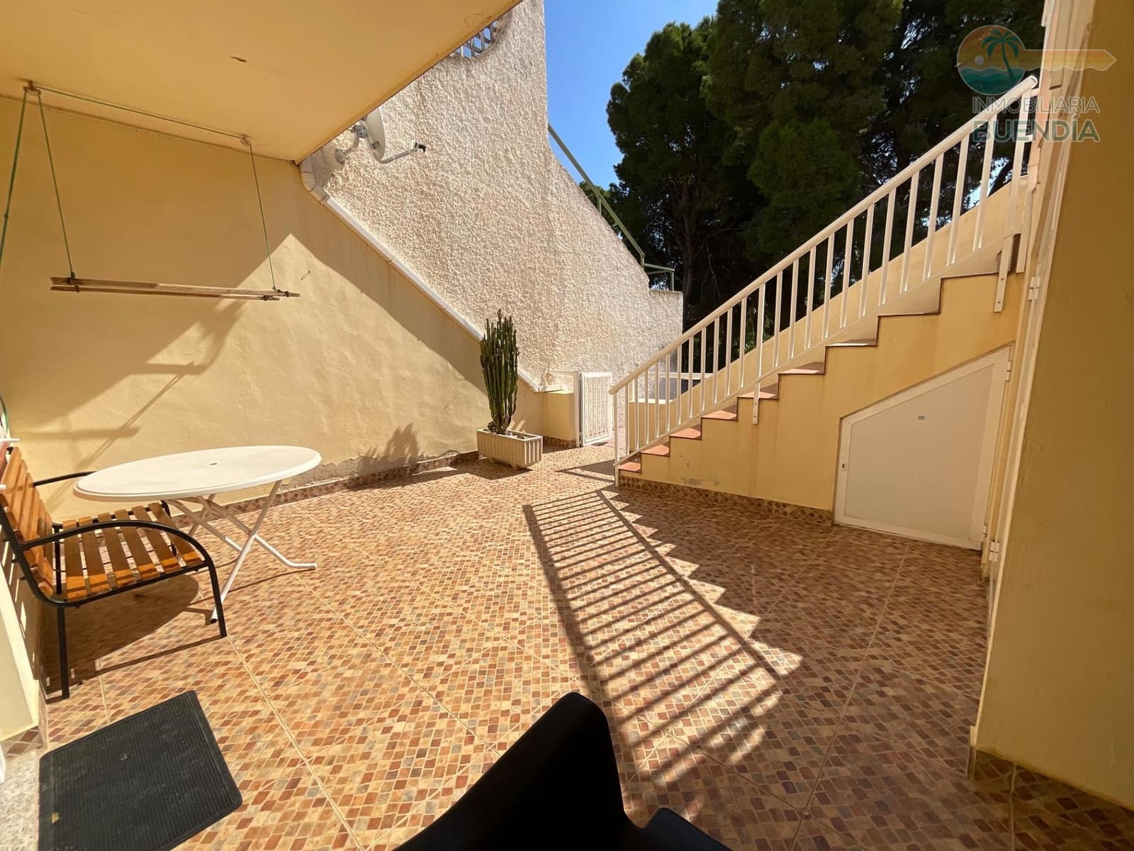 6 Zimmer Apartment zu verkaufen in Alamillo mit Pool - 265.000 € (Ref: 9317919)