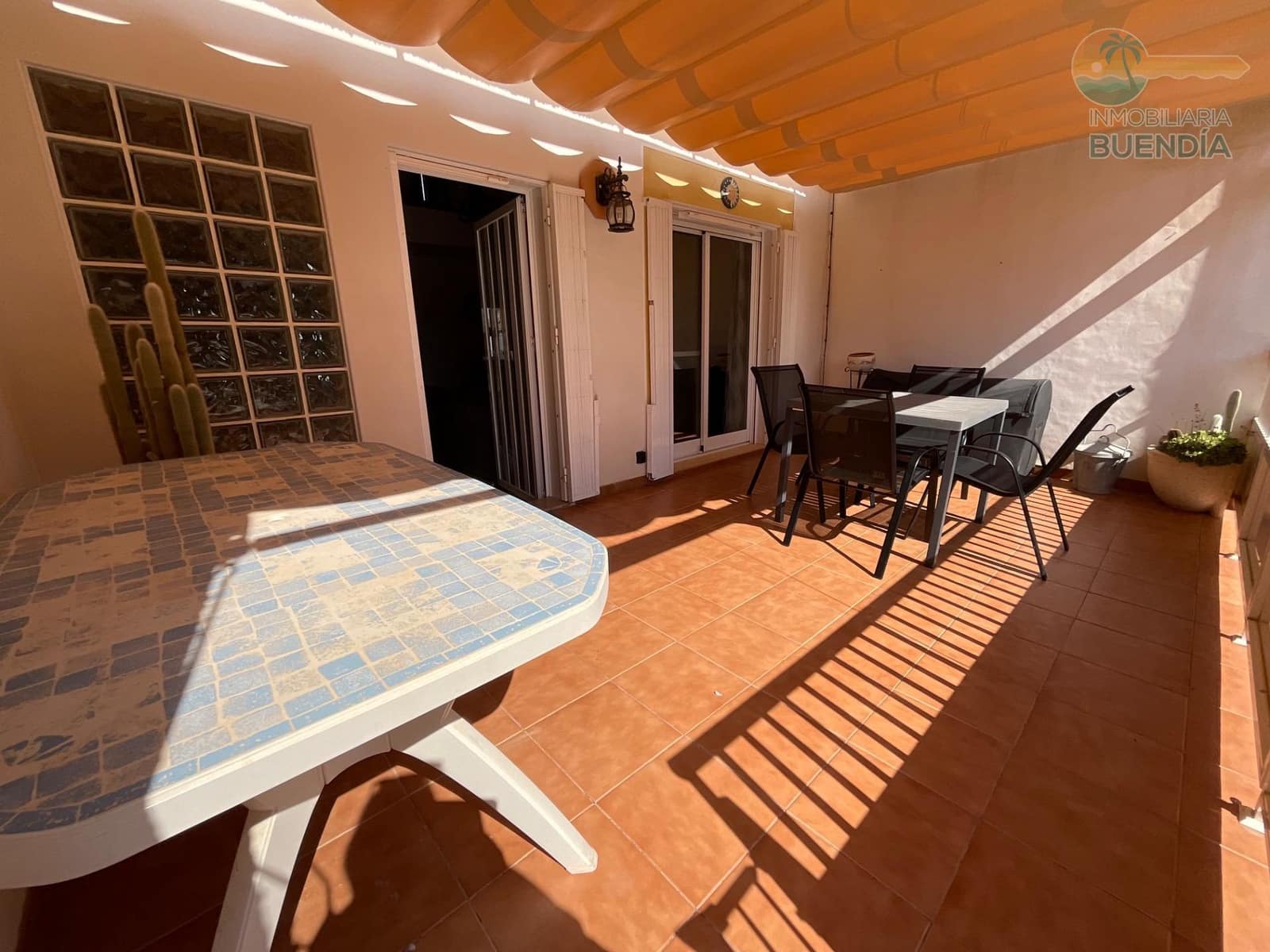 6 bedroom Apartment for sale in Alamillo with pool - € 265,000 (Ref: 9317919)