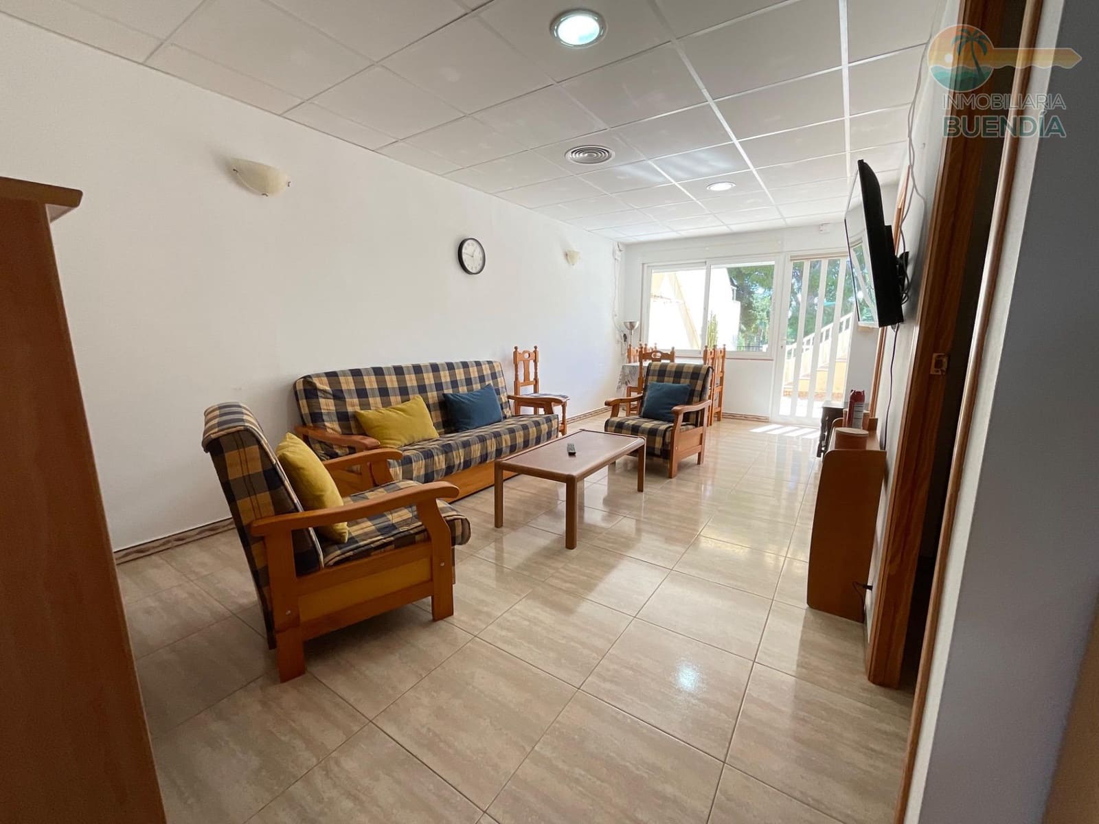 6 bedroom Apartment for sale in Alamillo with pool - € 265,000 (Ref: 9317919)