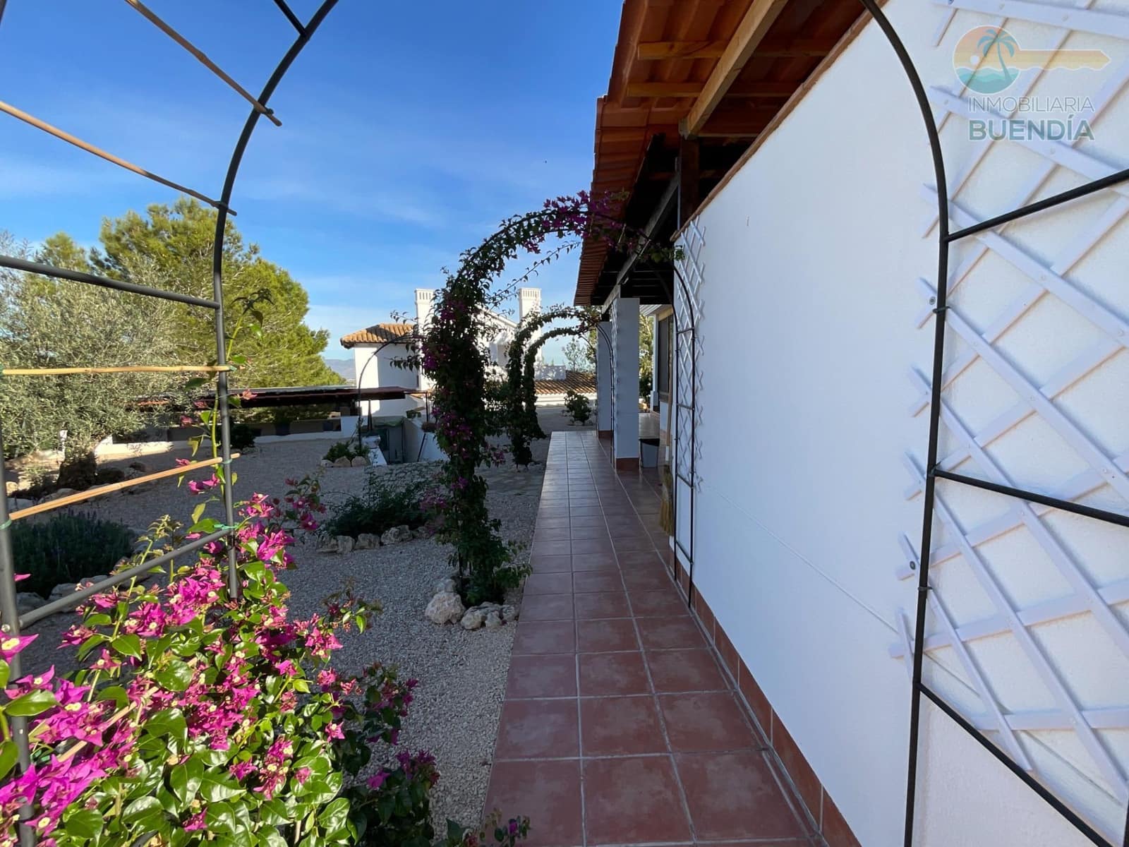 3 soveværelse Villa til salg i La Pinilla med swimmingpool - € 285.000 (Ref: 9341285)
