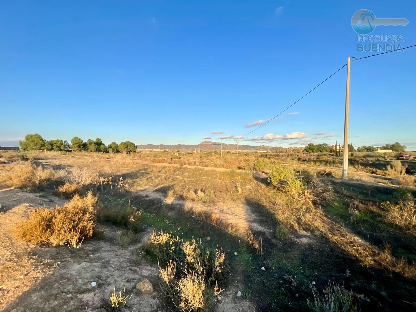 Działka budowlana na sprzedaż w Leiva - 150 000 € (Ref: 9344865)