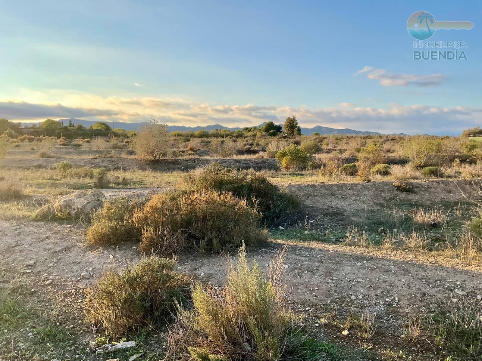 Działka budowlana na sprzedaż w Leiva - 150 000 € (Ref: 9344865)