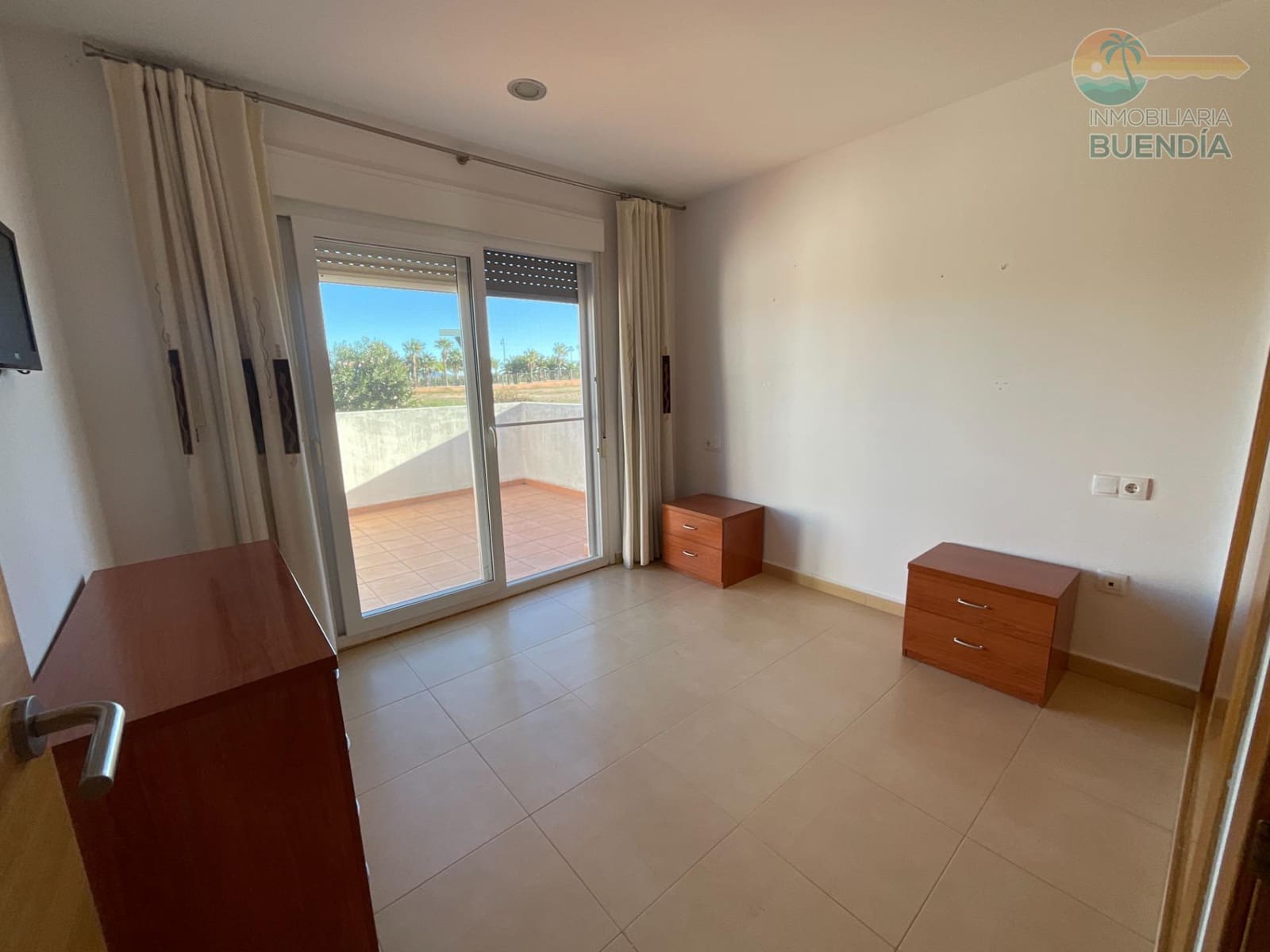 3 slaapkamer Flat te koop in Condado de Alhama met zwembad - € 115.000 (Ref: 9344866)