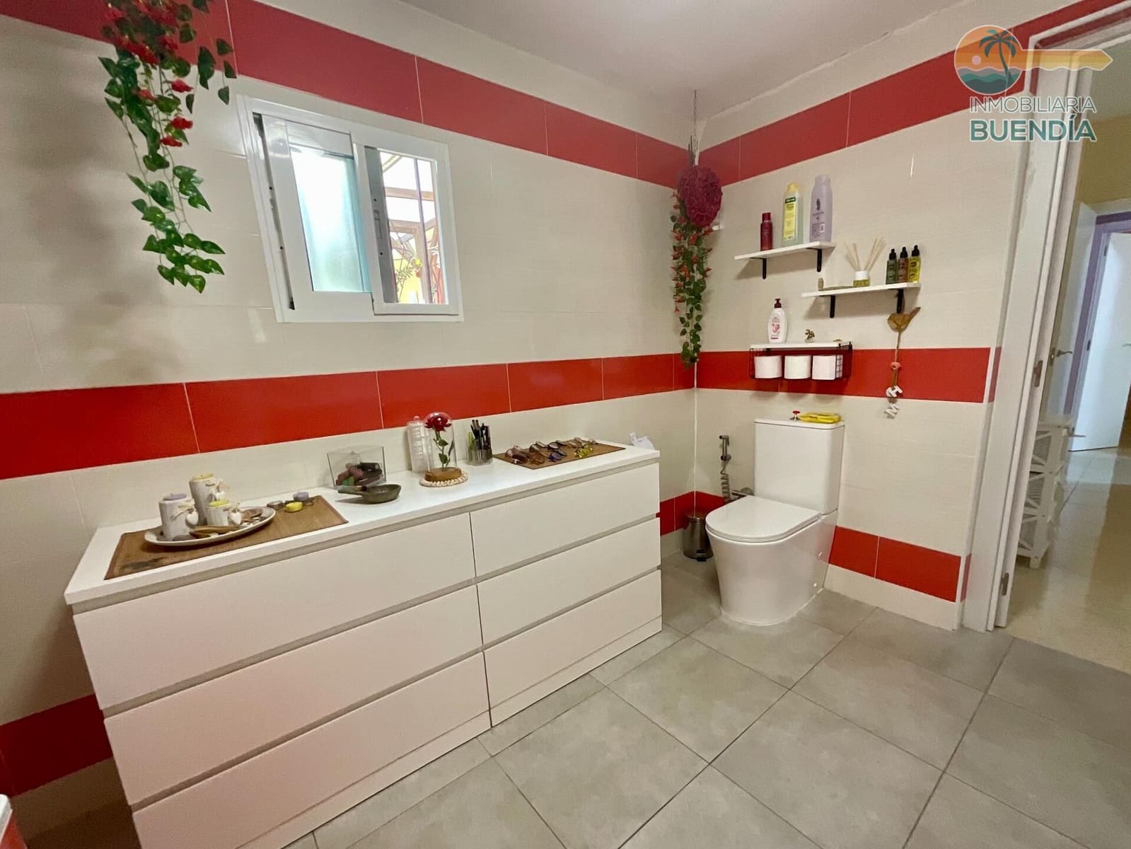 2 makuuhuone Maalaistalo myytävänä paikassa La Pinilla mukana uima-altaan 
autotalli - 266 000 € (Ref: 9377896)