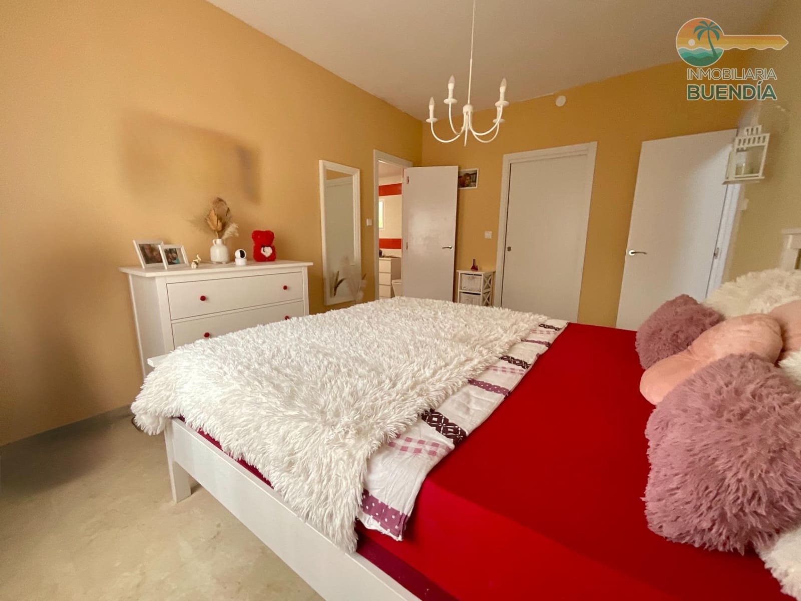 2 makuuhuone Maalaistalo myytävänä paikassa La Pinilla mukana uima-altaan 
autotalli - 266 000 € (Ref: 9377896)