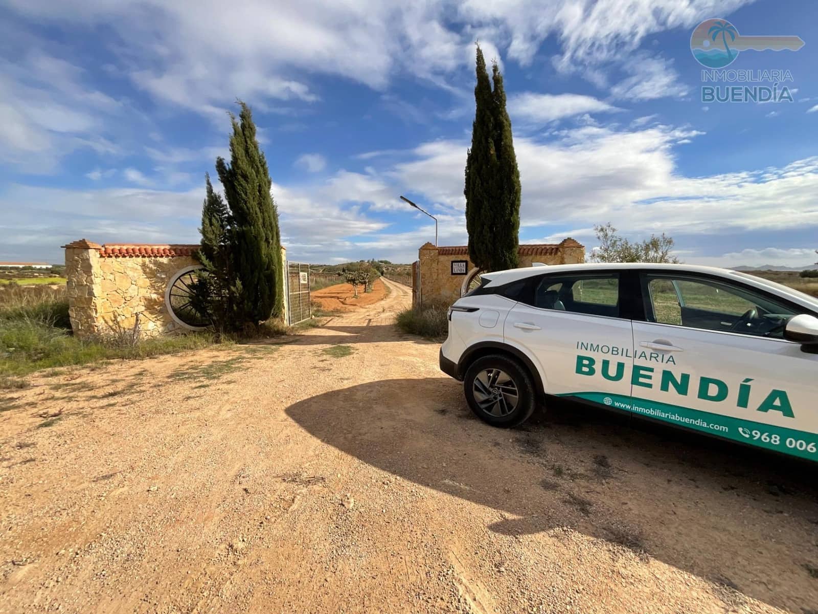 2 bedroom Finca/Country House for sale in Fuente Alamo de Murcia with garage - € 209,000 (Ref: 9390977)