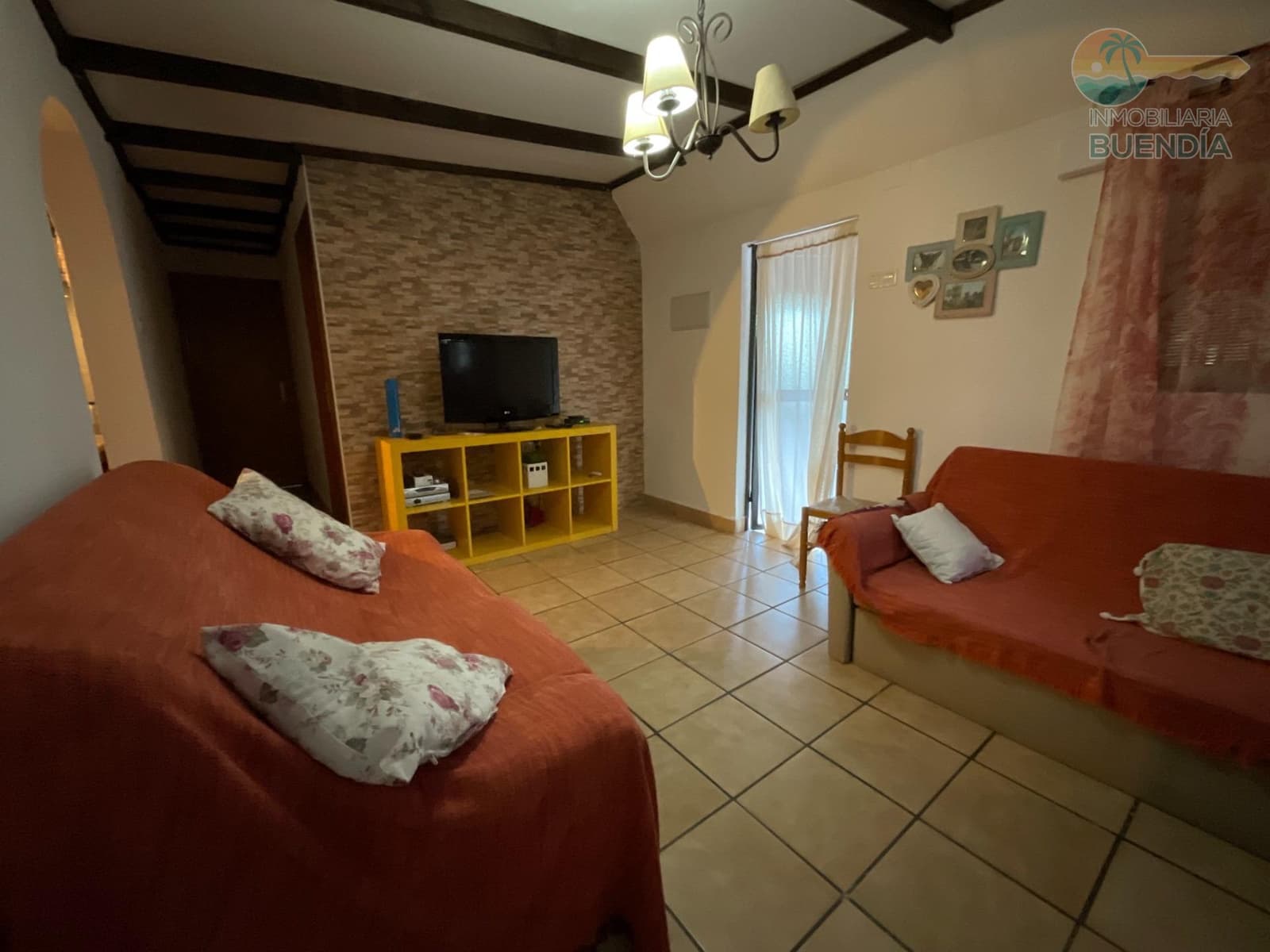 2 soveværelse Finca/Landehus til salg i Pastrana med swimmingpool - € 135.000 (Ref: 9414203)