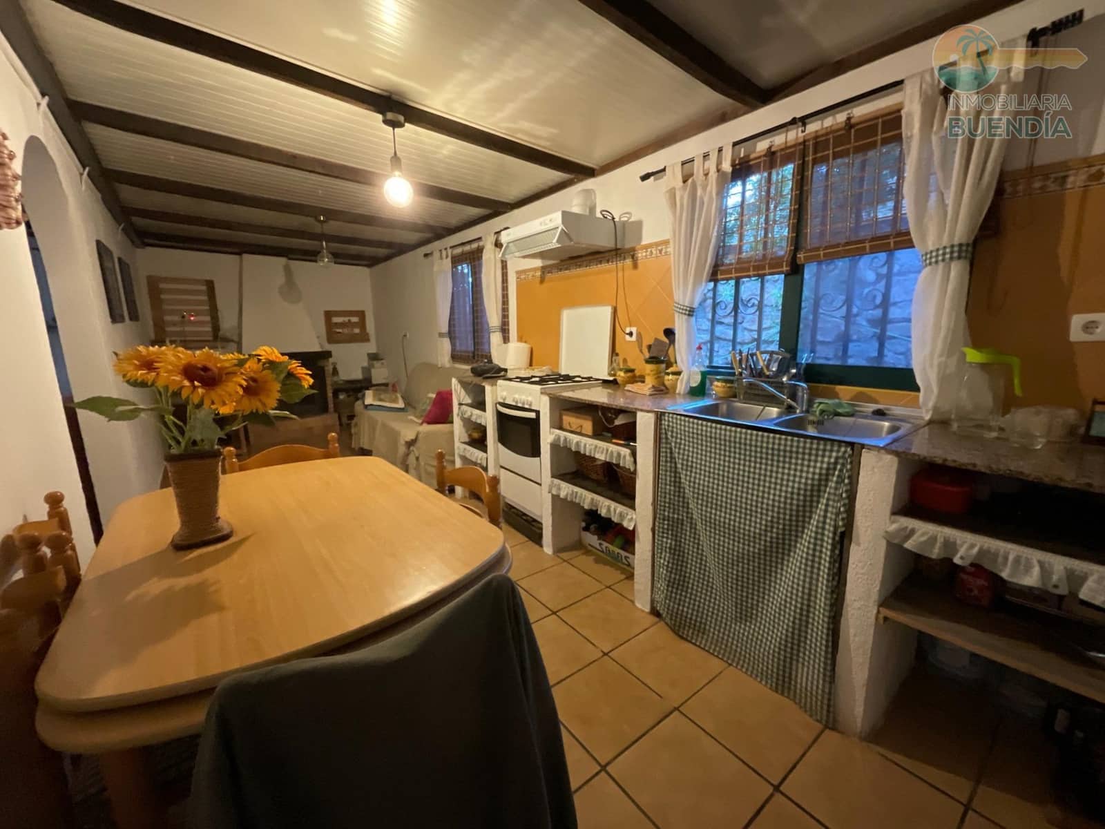 2 soveværelse Finca/Landehus til salg i Pastrana med swimmingpool - € 135.000 (Ref: 9414203)