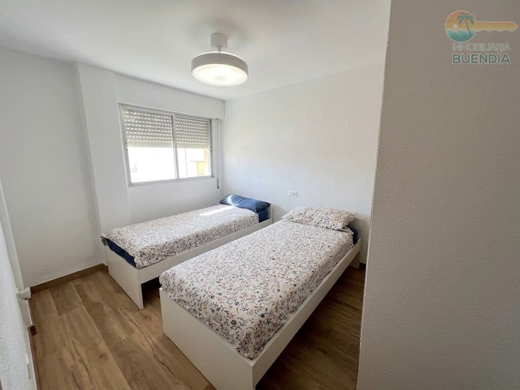 Piso de 3 habitaciones en Puerto de Mazarron en venta - 165.000 € (Ref: 9431564)