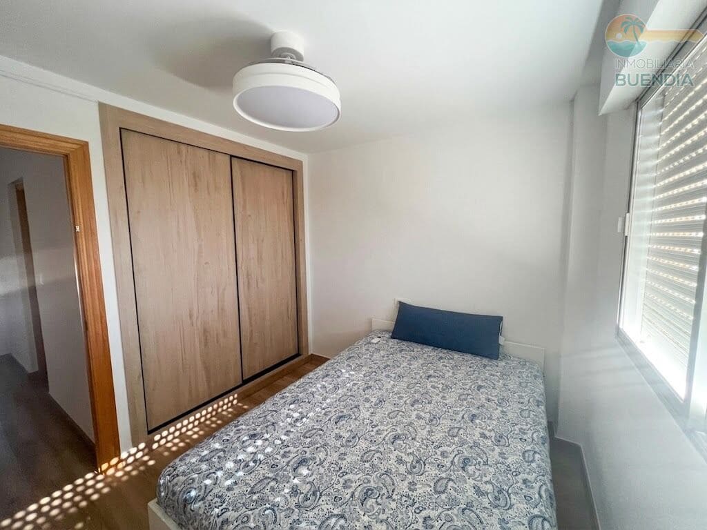 Piso de 3 habitaciones en Puerto de Mazarron en venta - 165.000 € (Ref: 9431564)