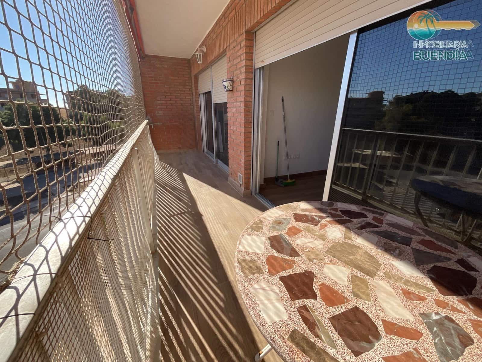 Piso de 3 habitaciones en Puerto de Mazarron en venta - 165.000 € (Ref: 9431564)