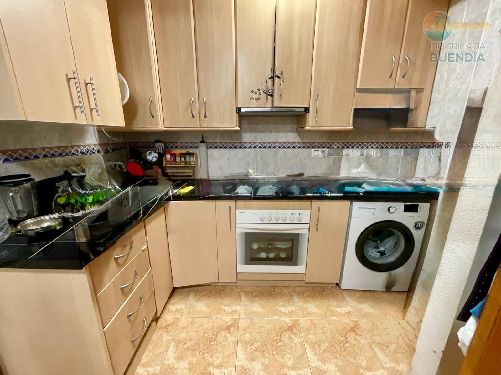 2 bedroom Apartment for sale in Puerto de Mazarron - € 85,000 (Ref: 9476209)