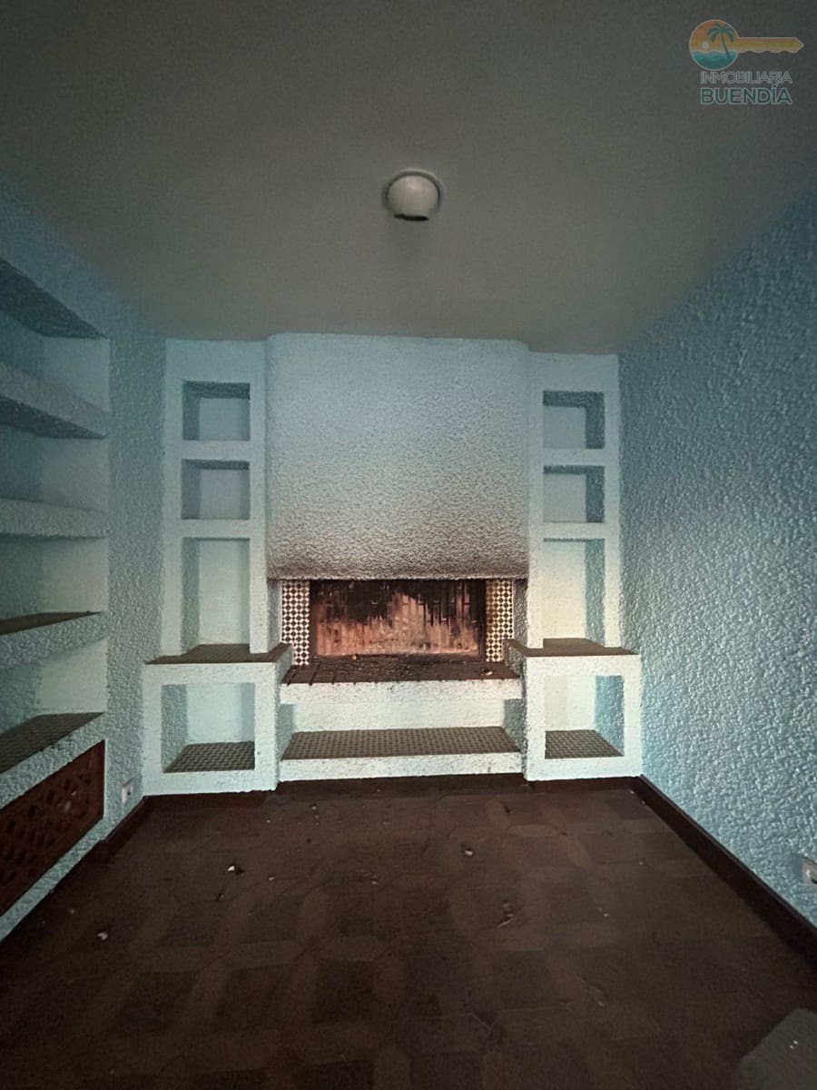 4 bedroom Villa for sale in Puerto de Mazarron with pool garage - € 590,000 (Ref: 9481261)