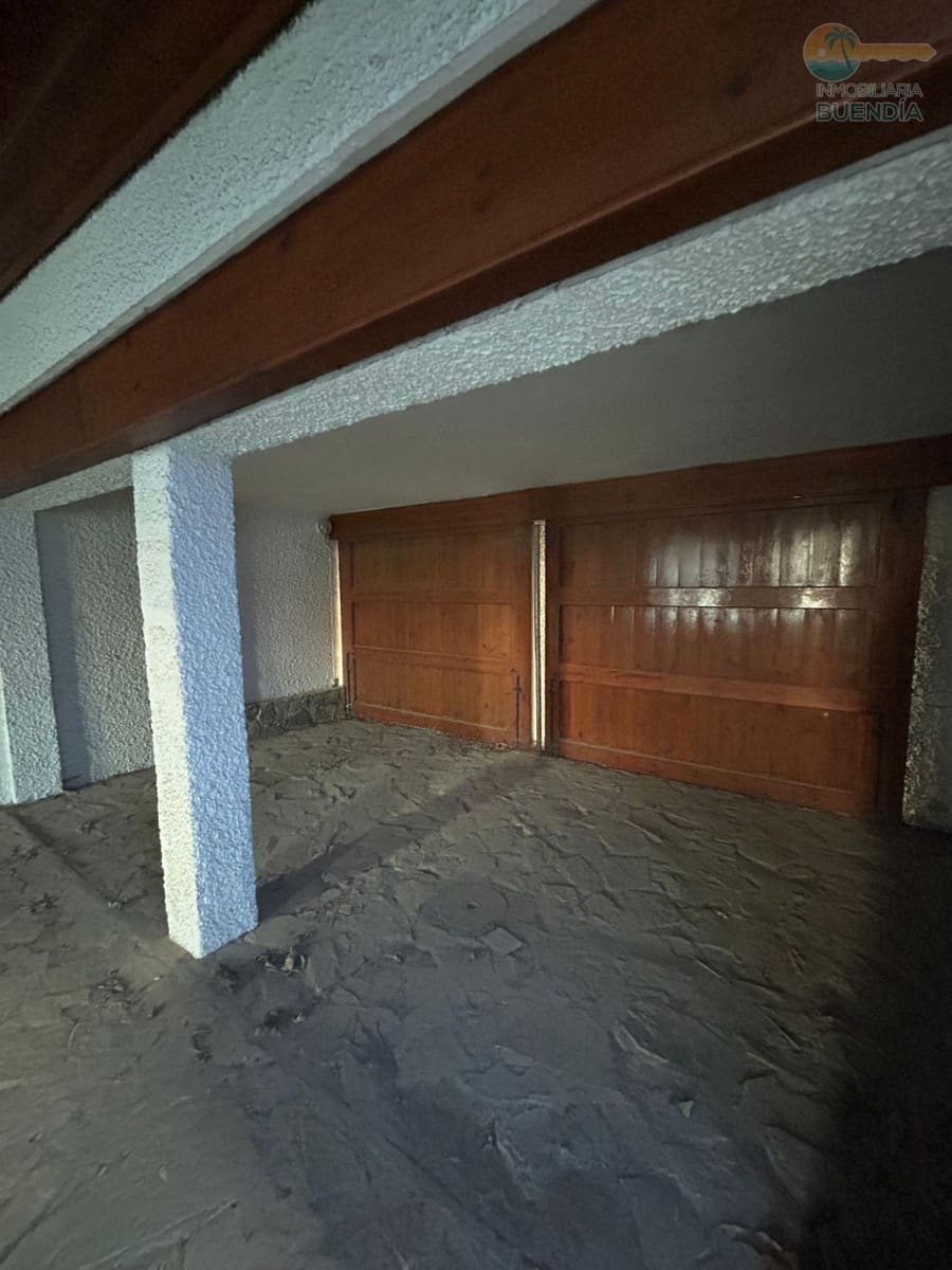 4 bedroom Villa for sale in Puerto de Mazarron with pool garage - € 590,000 (Ref: 9481261)