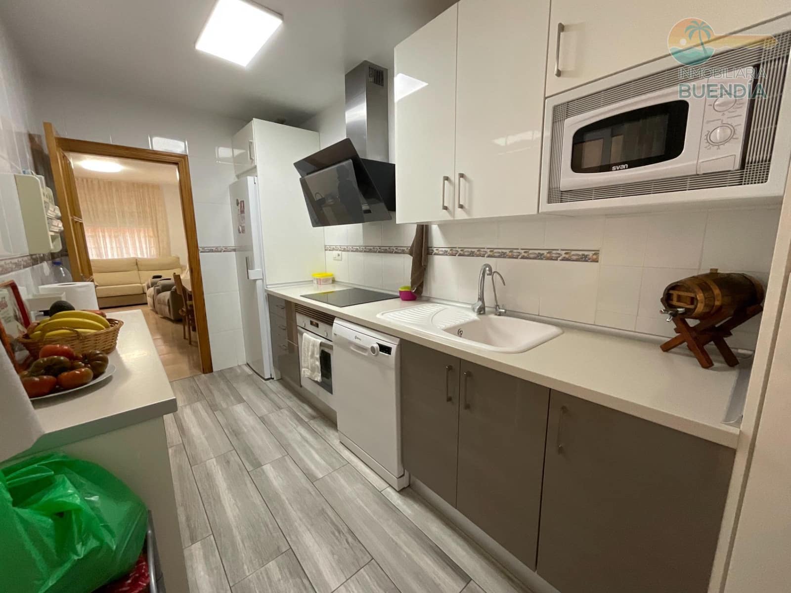 3 bedroom Flat for sale in Puerto de Mazarron with garage - € 157,500 (Ref: 9491505)