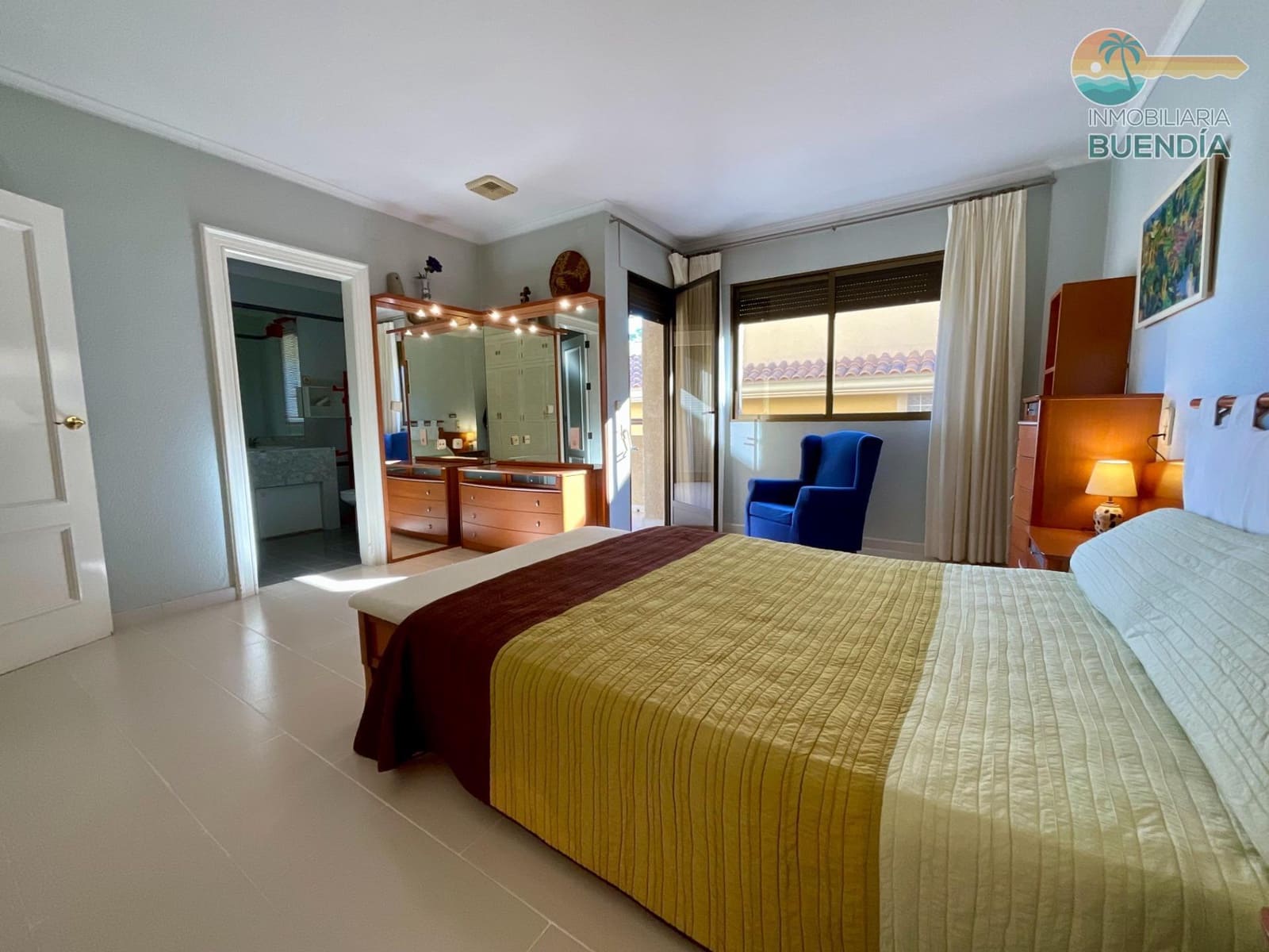 4 bedroom Apartment for sale in Puerto de Mazarron with garage - € 189,000 (Ref: 9491506)