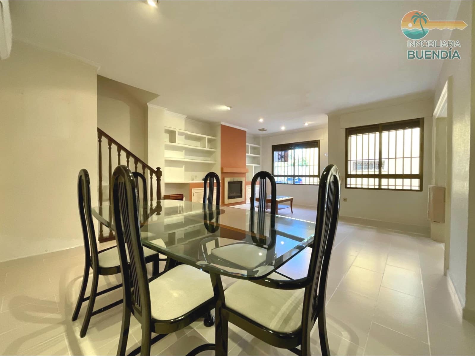 4 bedroom Apartment for sale in Puerto de Mazarron with garage - € 189,000 (Ref: 9491506)