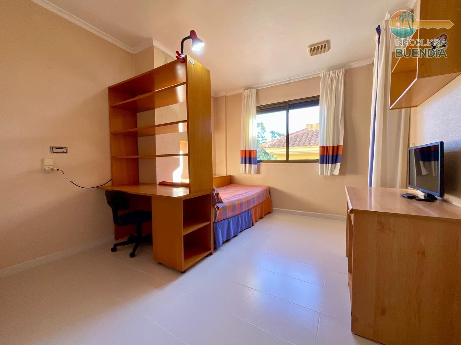 4 bedroom Apartment for sale in Puerto de Mazarron with garage - € 189,000 (Ref: 9491506)