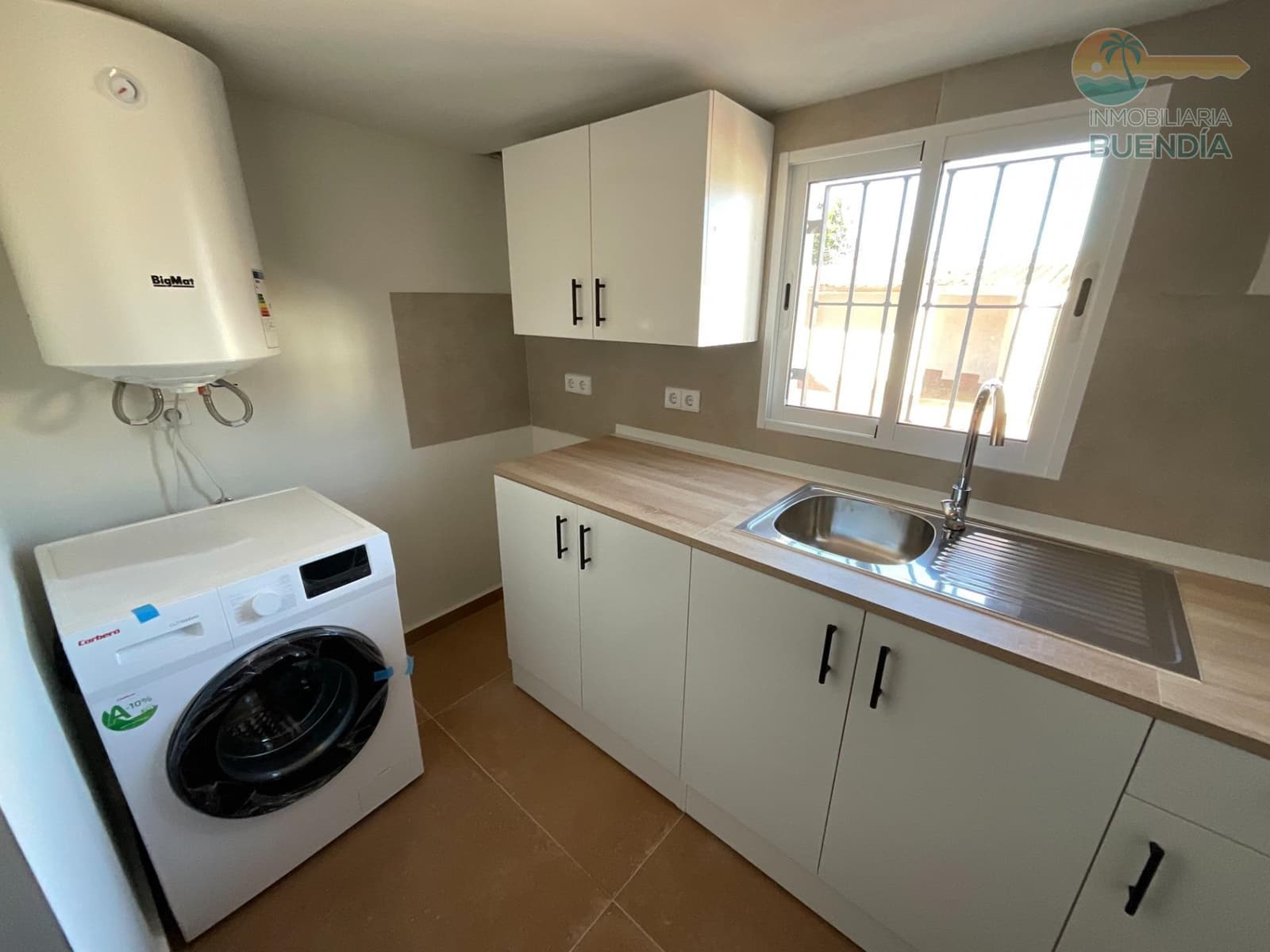 2 bedroom Finca/Country House for sale in Las Palas - € 128,000 (Ref: 9499432)