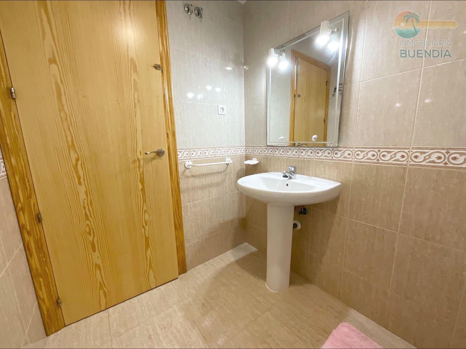 2 bedroom Apartment for sale in Atalaya with pool - € 85,000 (Ref: 9504370)