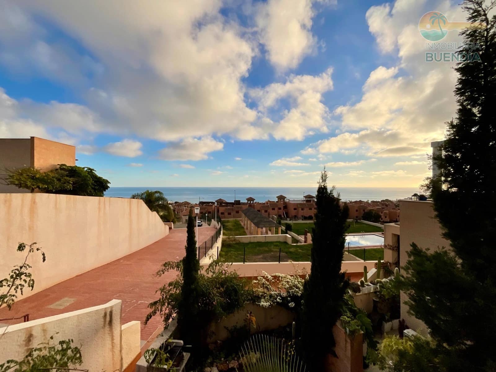 Ático de 2 habitaciones en Isla Plana en venta con piscina - 210.000 € (Ref: 9504371)