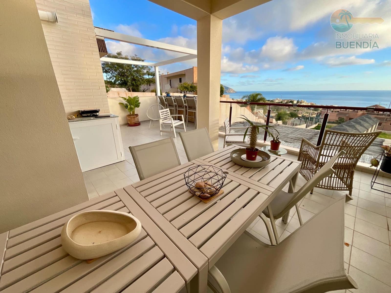 Ático de 2 habitaciones en Isla Plana en venta con piscina - 210.000 € (Ref: 9504371)