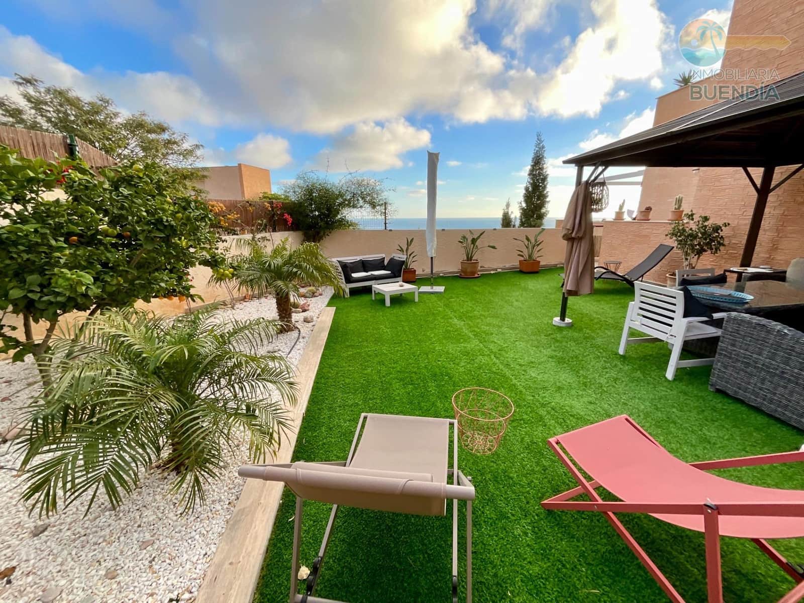 Ático de 2 habitaciones en Isla Plana en venta con piscina - 210.000 € (Ref: 9504371)