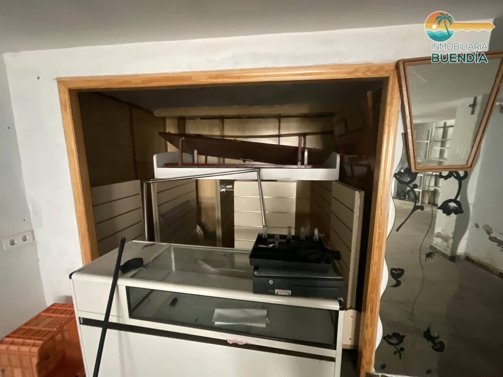 Comercial para venda em Puerto de Mazarron - 92 000 € (Ref: 9536028)