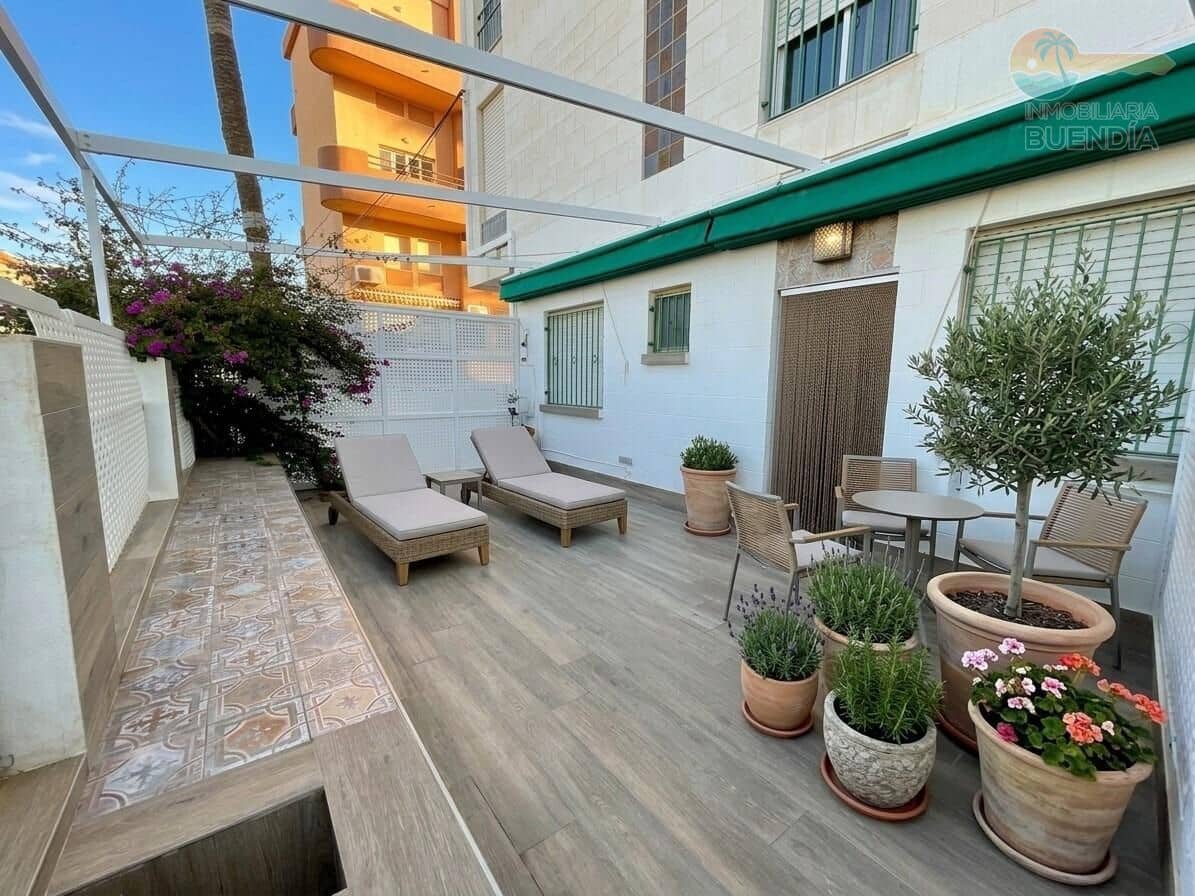 2 bedroom Apartment for sale in Puerto de Mazarron - € 199,900 (Ref: 9537331)