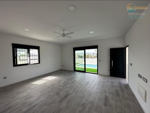 3 bedroom Villa for sale in Mazarrón with pool - € 409,900 (Ref: 9543748)