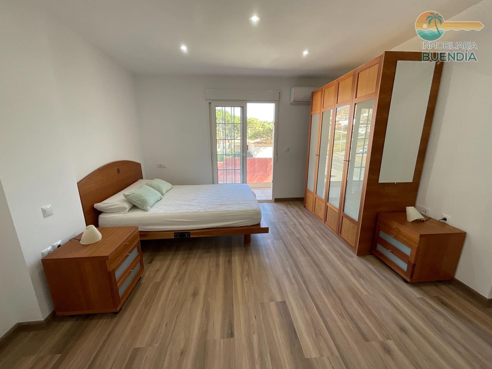 4 bedroom Apartment for sale in Isla Plana - € 475,000 (Ref: 9599621)