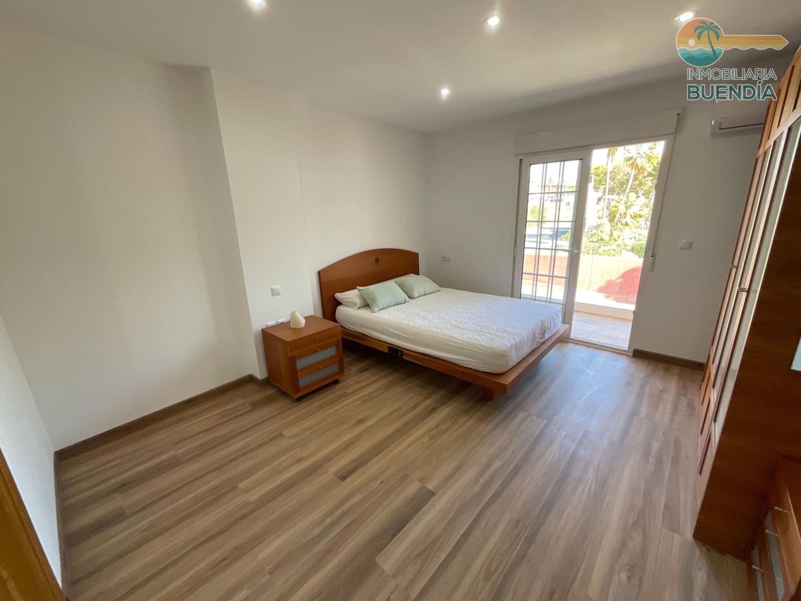 4 bedroom Apartment for sale in Isla Plana - € 475,000 (Ref: 9599621)