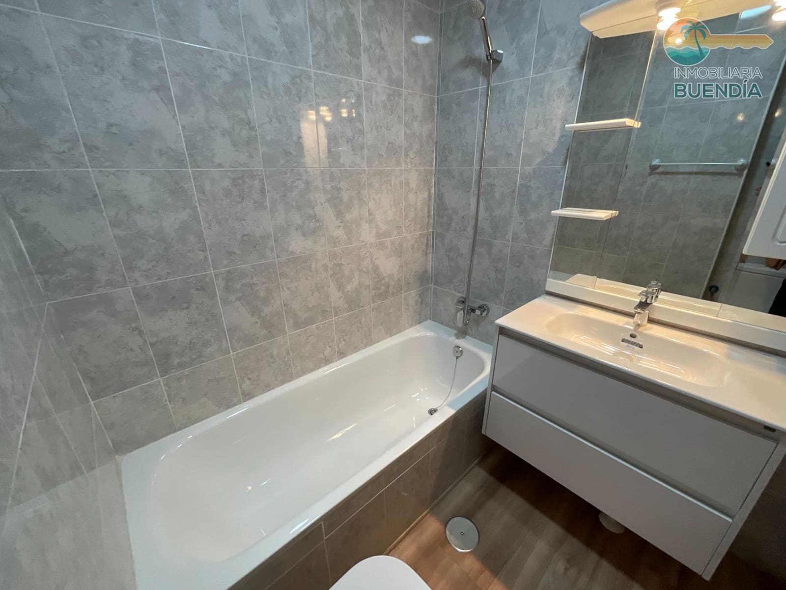 4 bedroom Apartment for sale in Isla Plana - € 475,000 (Ref: 9599621)