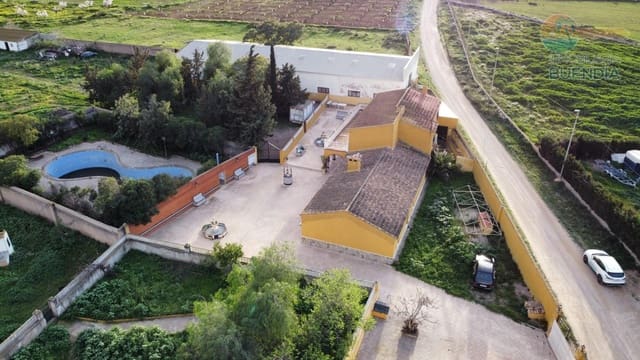 8 makuuhuone Maalaistalo myytävänä paikassa Fuente Alamo de Murcia mukana uima-altaan 
autotalli - 315 000 € (Ref: 9599622)