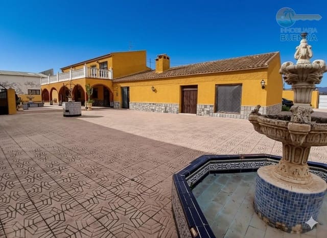 8 makuuhuone Maalaistalo myytävänä paikassa Fuente Alamo de Murcia mukana uima-altaan 
autotalli - 315 000 € (Ref: 9599622)