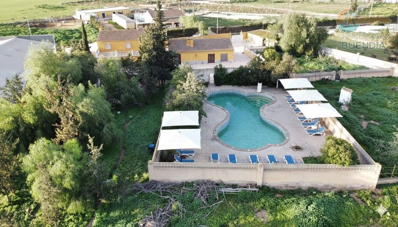 8 makuuhuone Maalaistalo myytävänä paikassa Fuente Alamo de Murcia mukana uima-altaan 
autotalli - 315 000 € (Ref: 9599622)