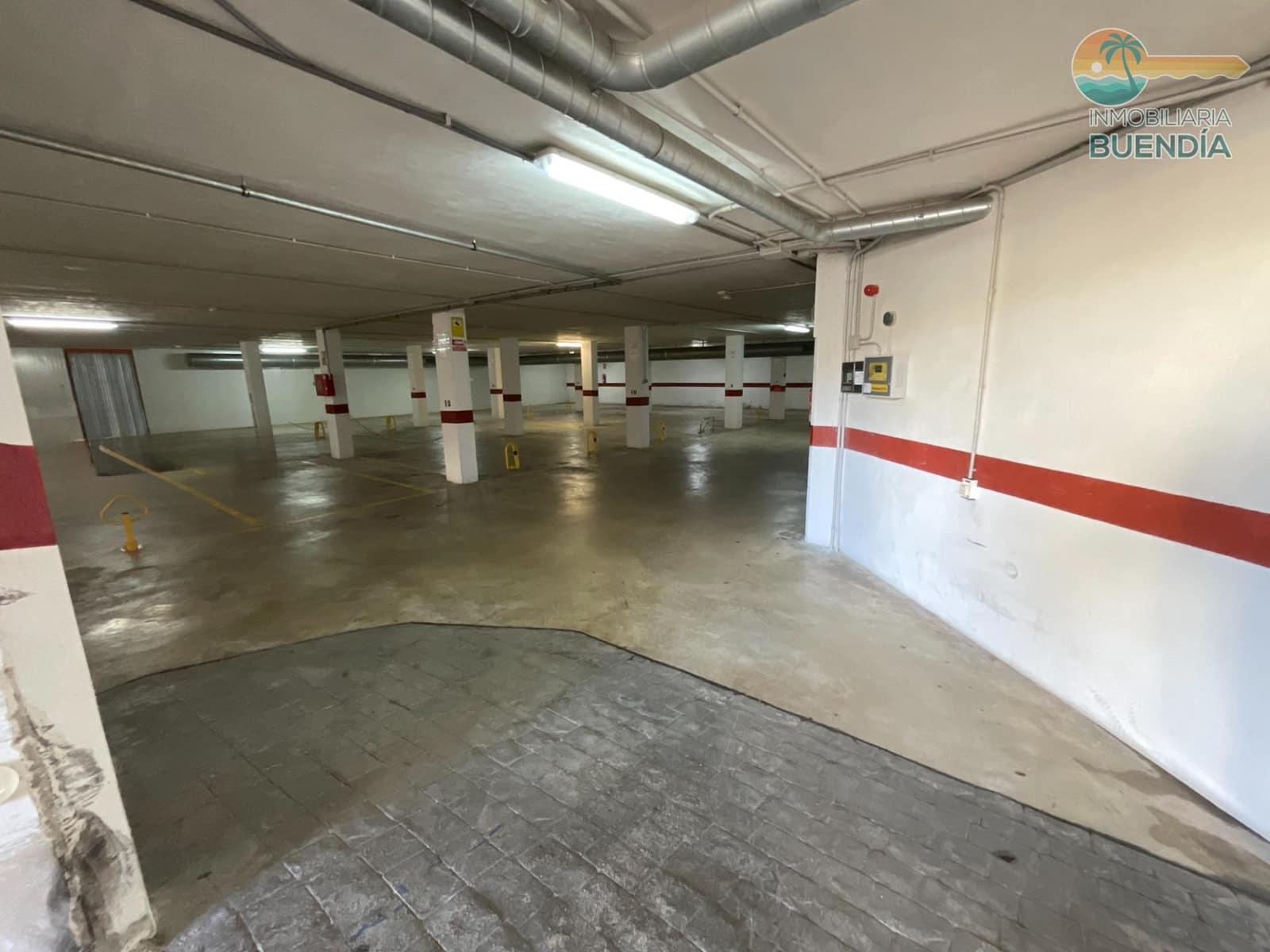 Garage te koop in Puerto de Mazarron - € 9.000 (Ref: 9611623)