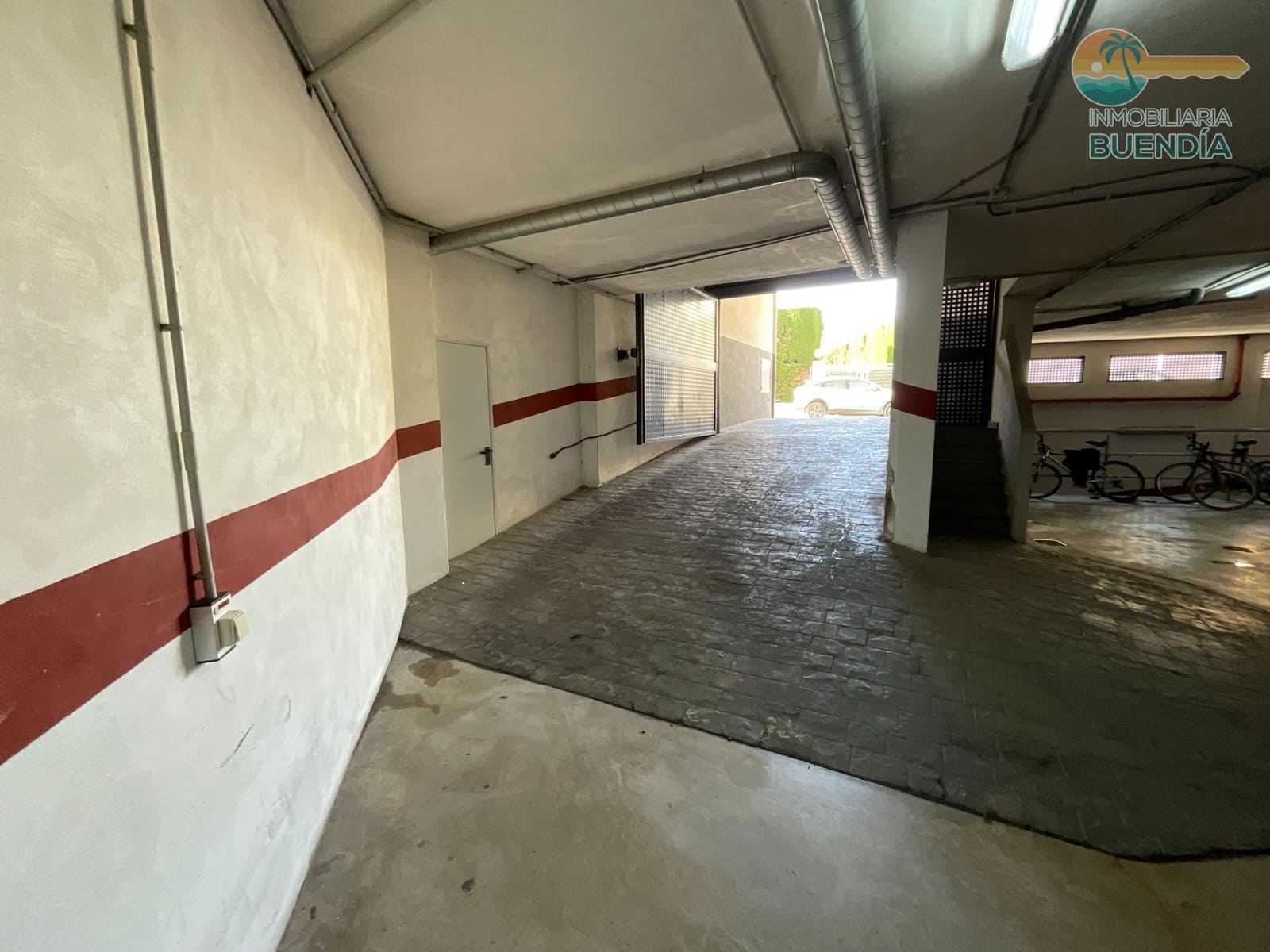 Garage te koop in Puerto de Mazarron - € 9.000 (Ref: 9611623)