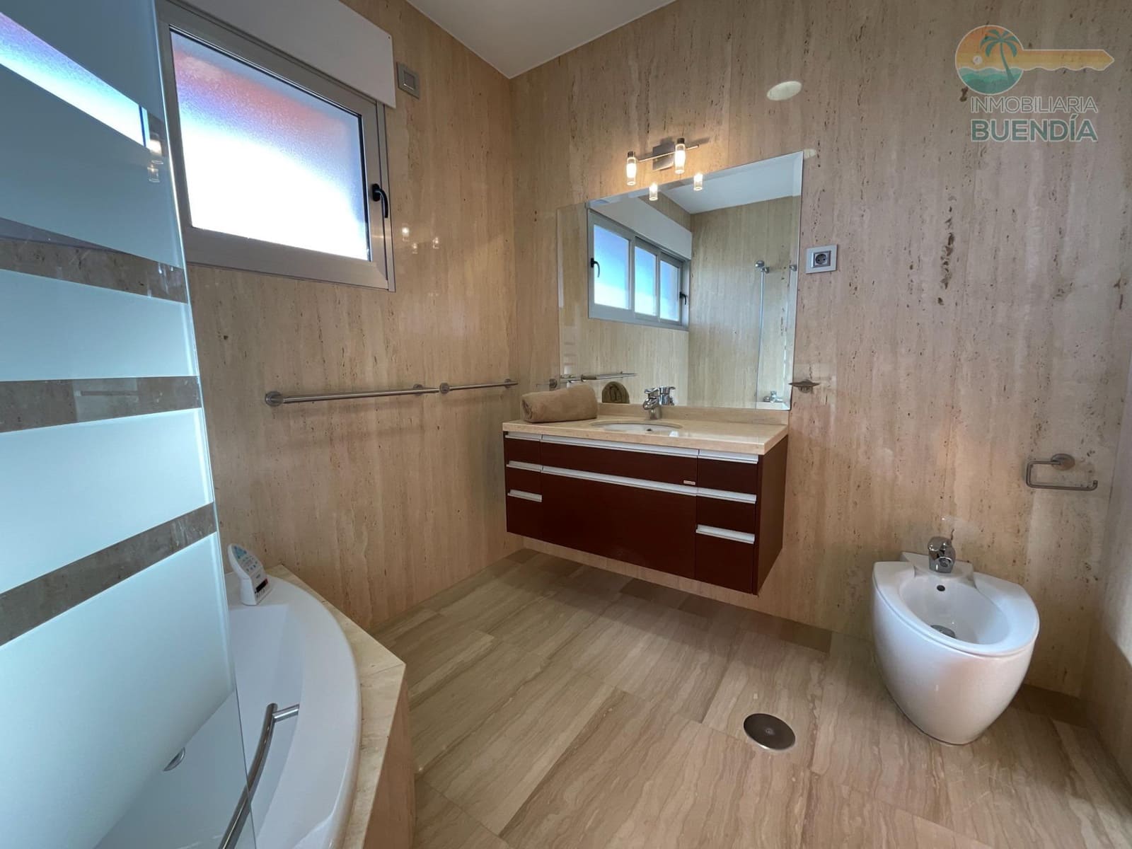 5 Zimmer Villa zu verkaufen in Bolnuevo mit Pool Garage - 975.000 € (Ref: 9615573)