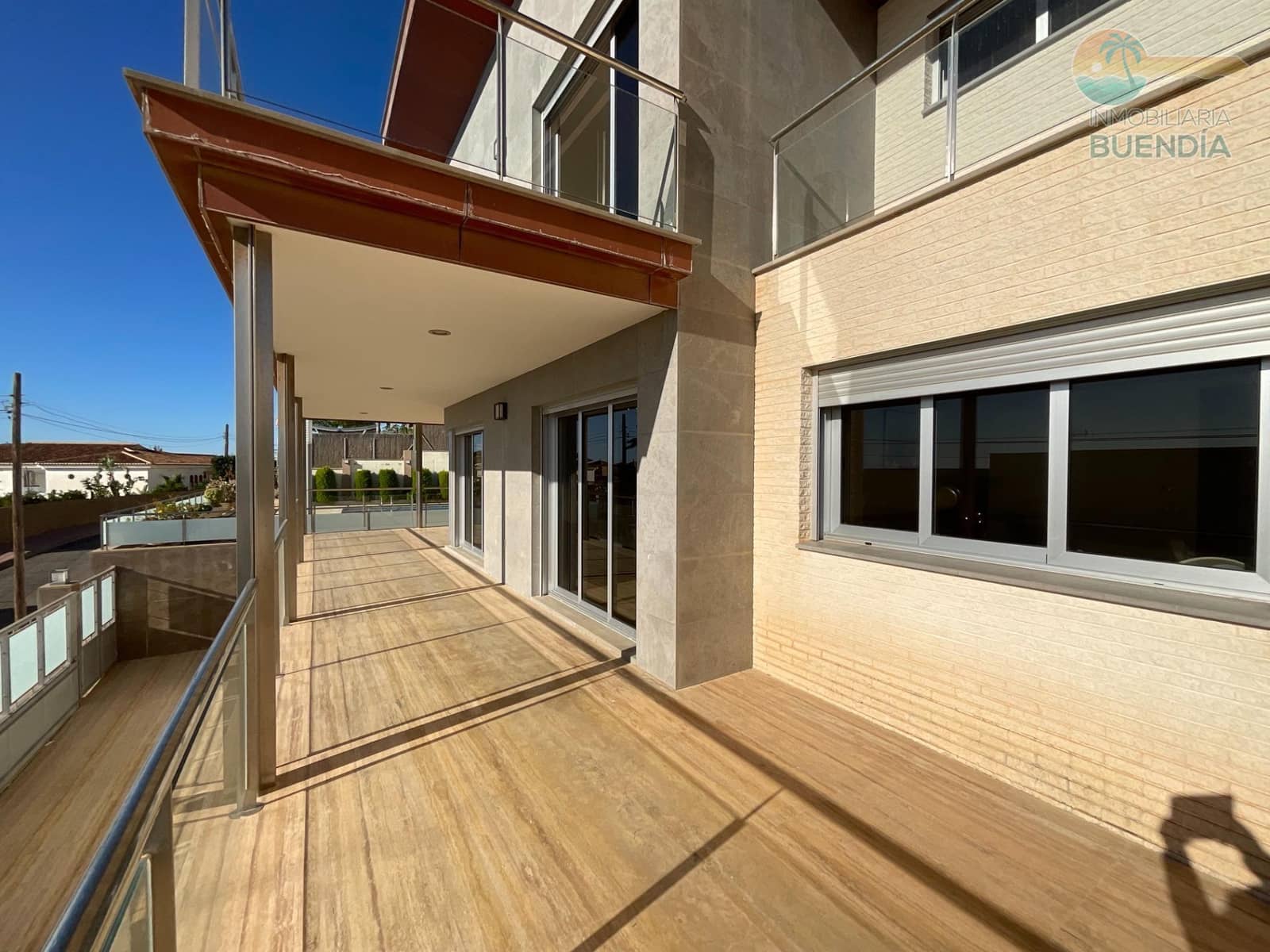 5 bedroom Villa for sale in Bolnuevo with pool garage - € 975,000 (Ref: 9615573)