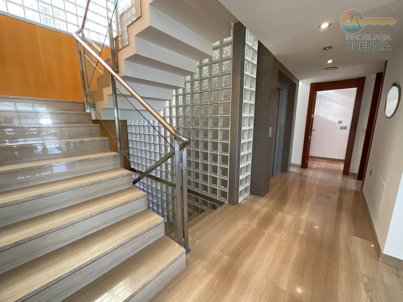 5 bedroom Villa for sale in Bolnuevo with pool garage - € 975,000 (Ref: 9615573)