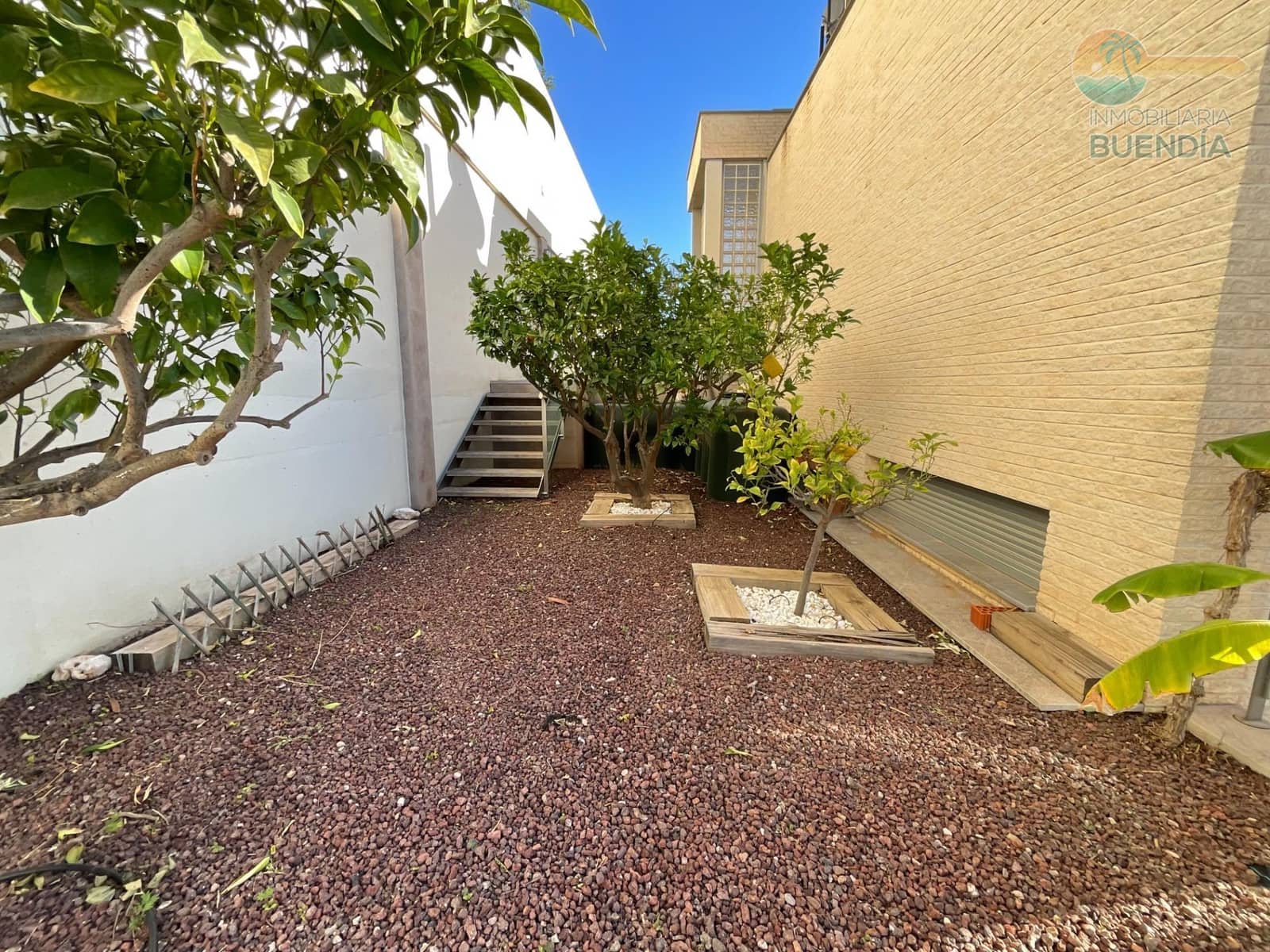 5 bedroom Villa for sale in Bolnuevo with pool garage - € 975,000 (Ref: 9615573)